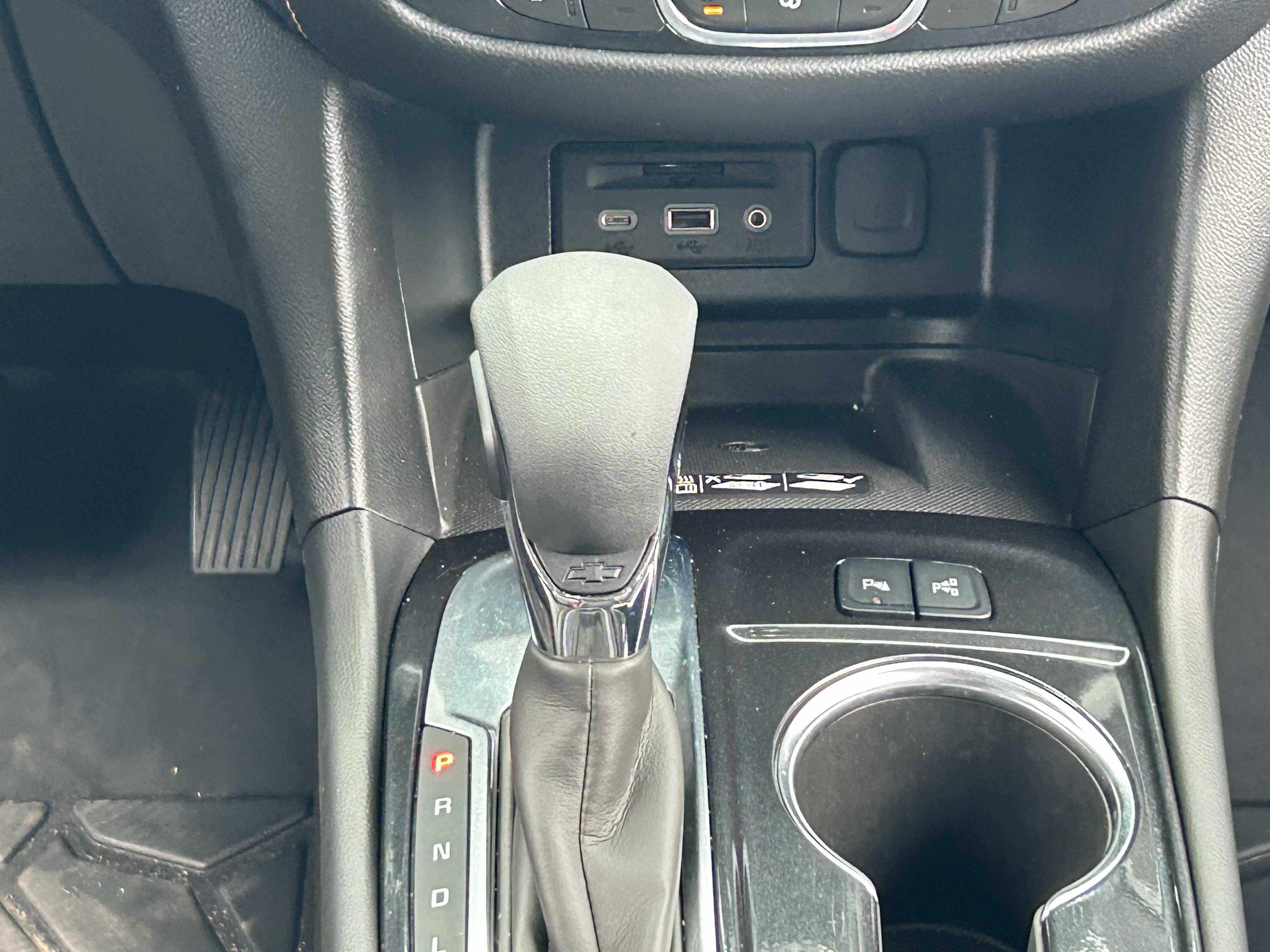 2022 Chevrolet Equinox Premier - Photo 23