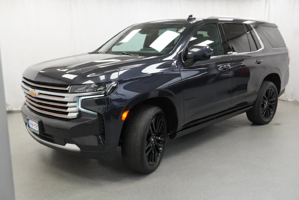 Certified Used 2023 DARK ASH METALLIC Chevrolet High Country image 27