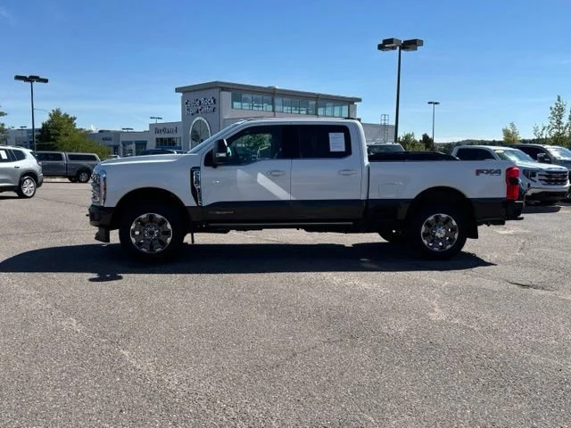 Used 2025  Ford XL image 2