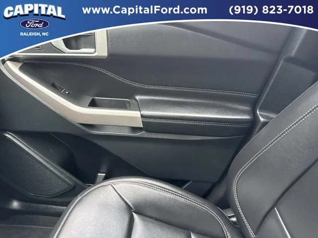 Used 2023 Silver Ford XLT image 29