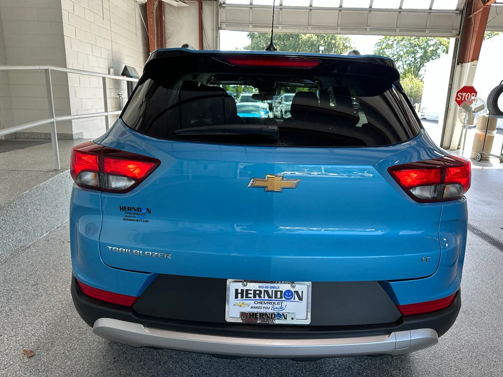 New 2026 Marina Blue Metallic Chevrolet LT image 27