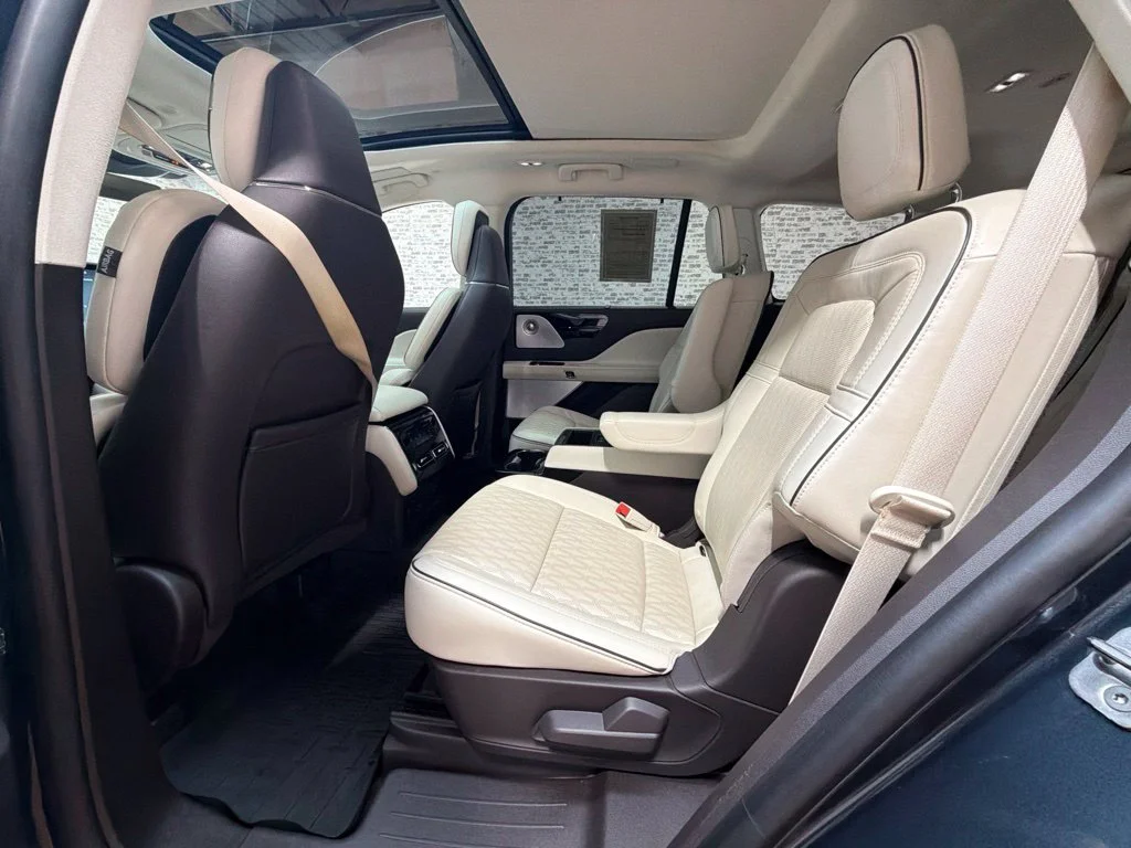 Used 2021 Flight Blue Lincoln Black Label image 16