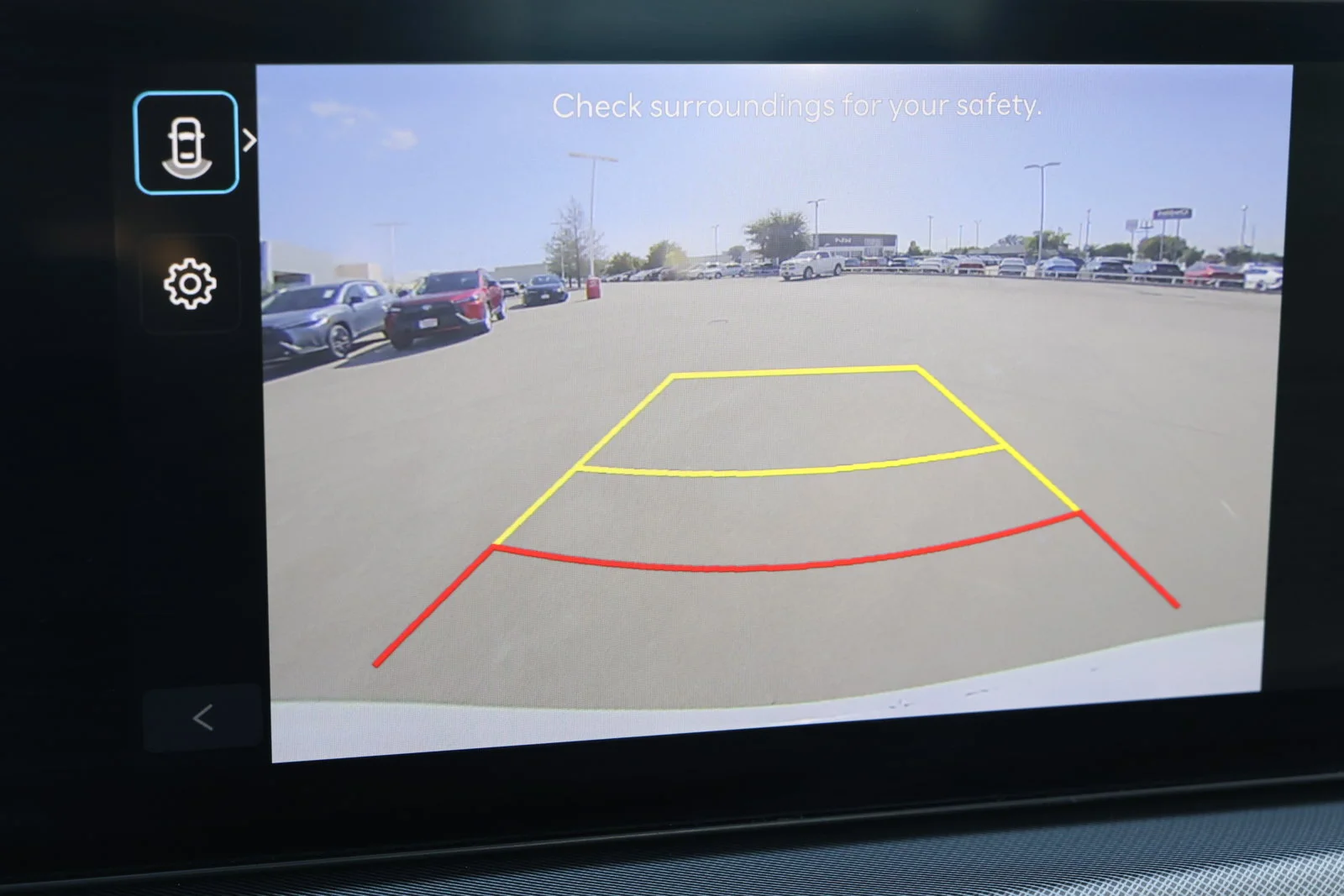 Used 2025 White Hyundai SEL image 21