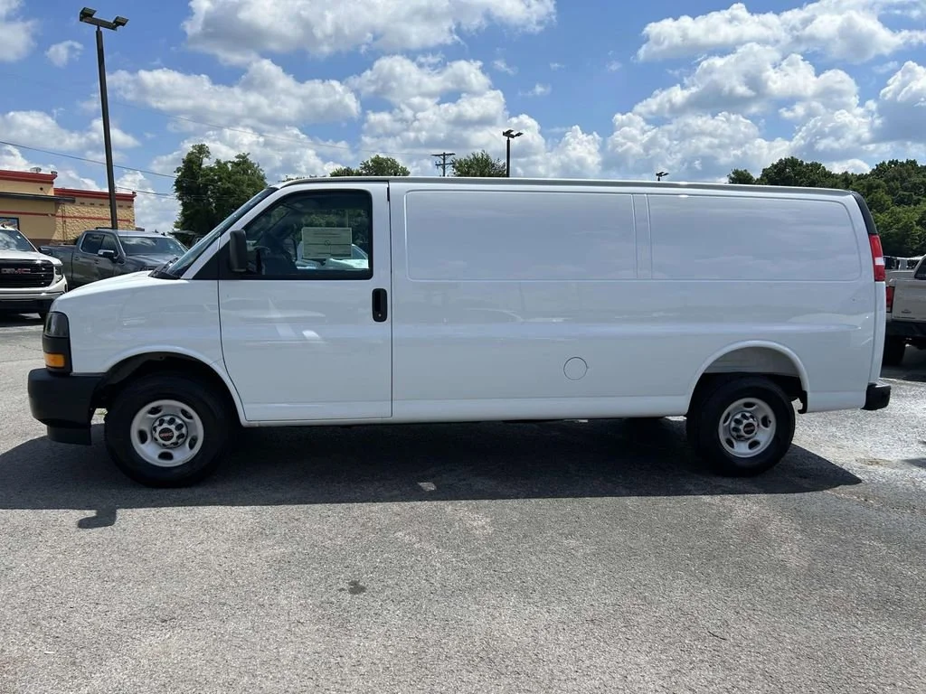 New 2026 Summit White GMC Work Van image 7