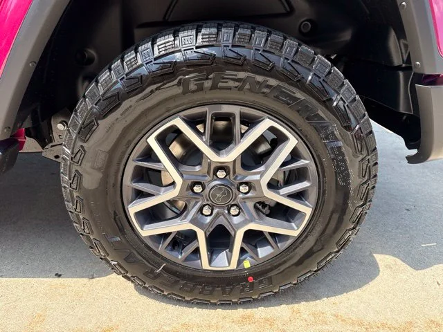 New 2026  Jeep Sahara image 7