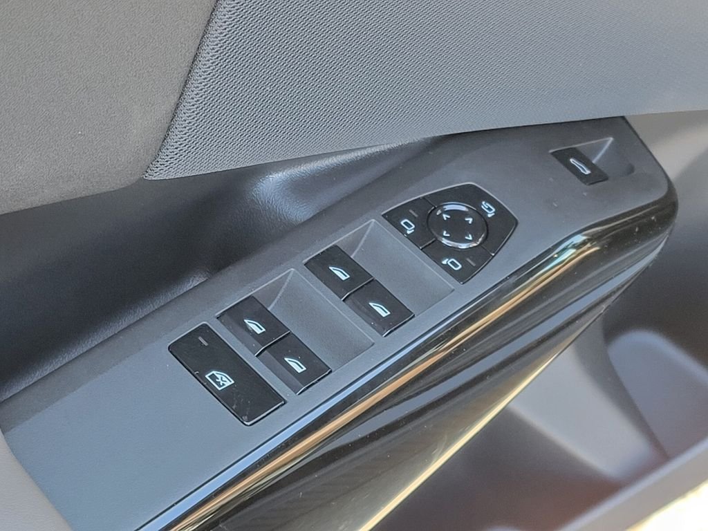 Used 2026 Black BMW 30 xDrive image 19