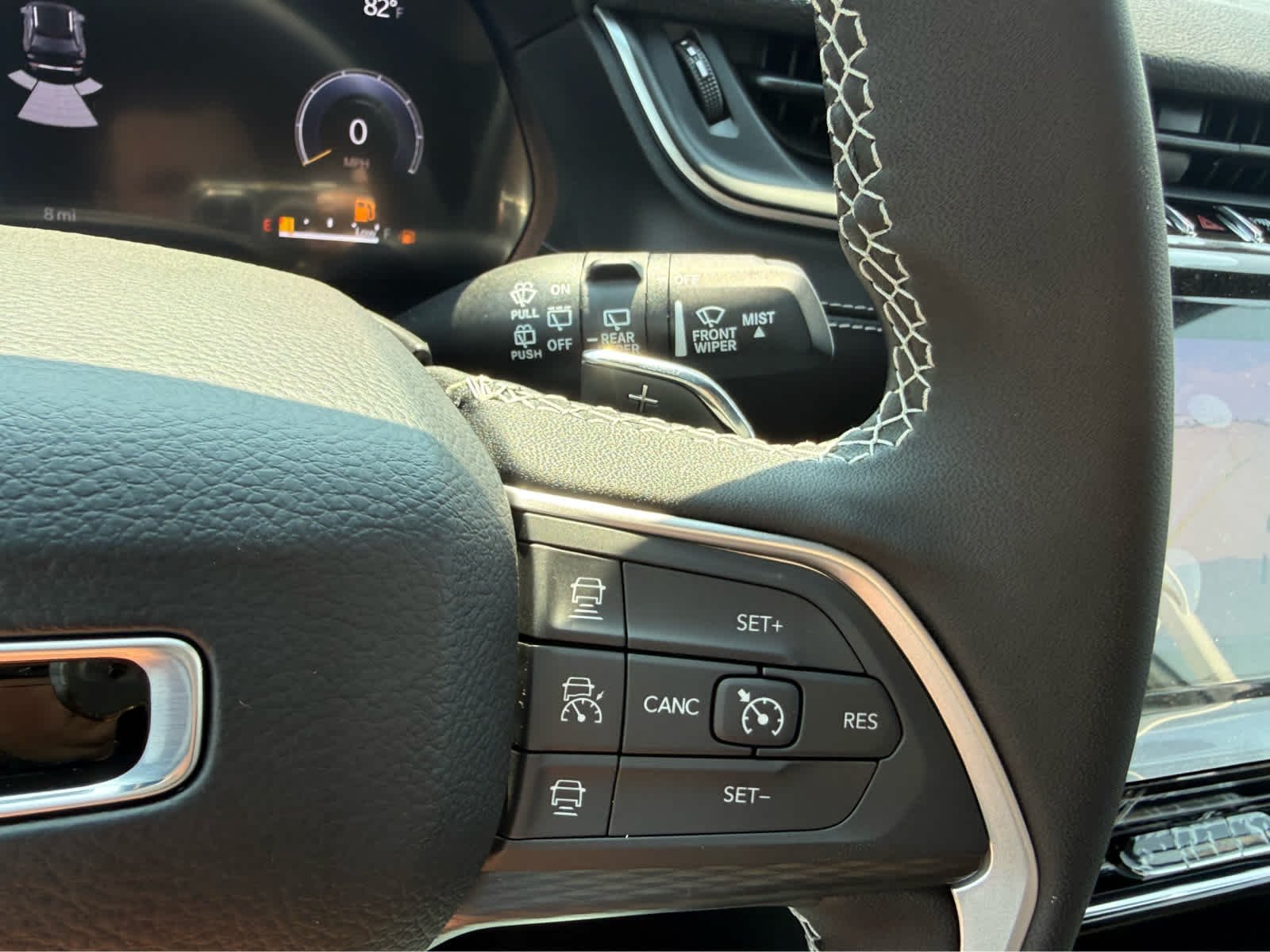 New 2026 Baltic Gray Metallic Clear-Coat Exterior Paint Jeep Laredo image 26