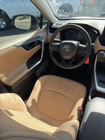 Used 2021 White Toyota LE image 9