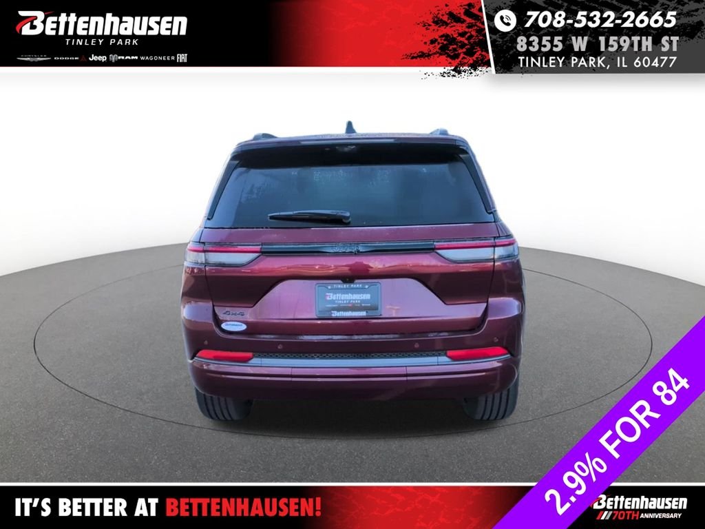 New 2026 Velvet Red Pearl-Coat Exterior Paint Jeep Limited Reserve image 6