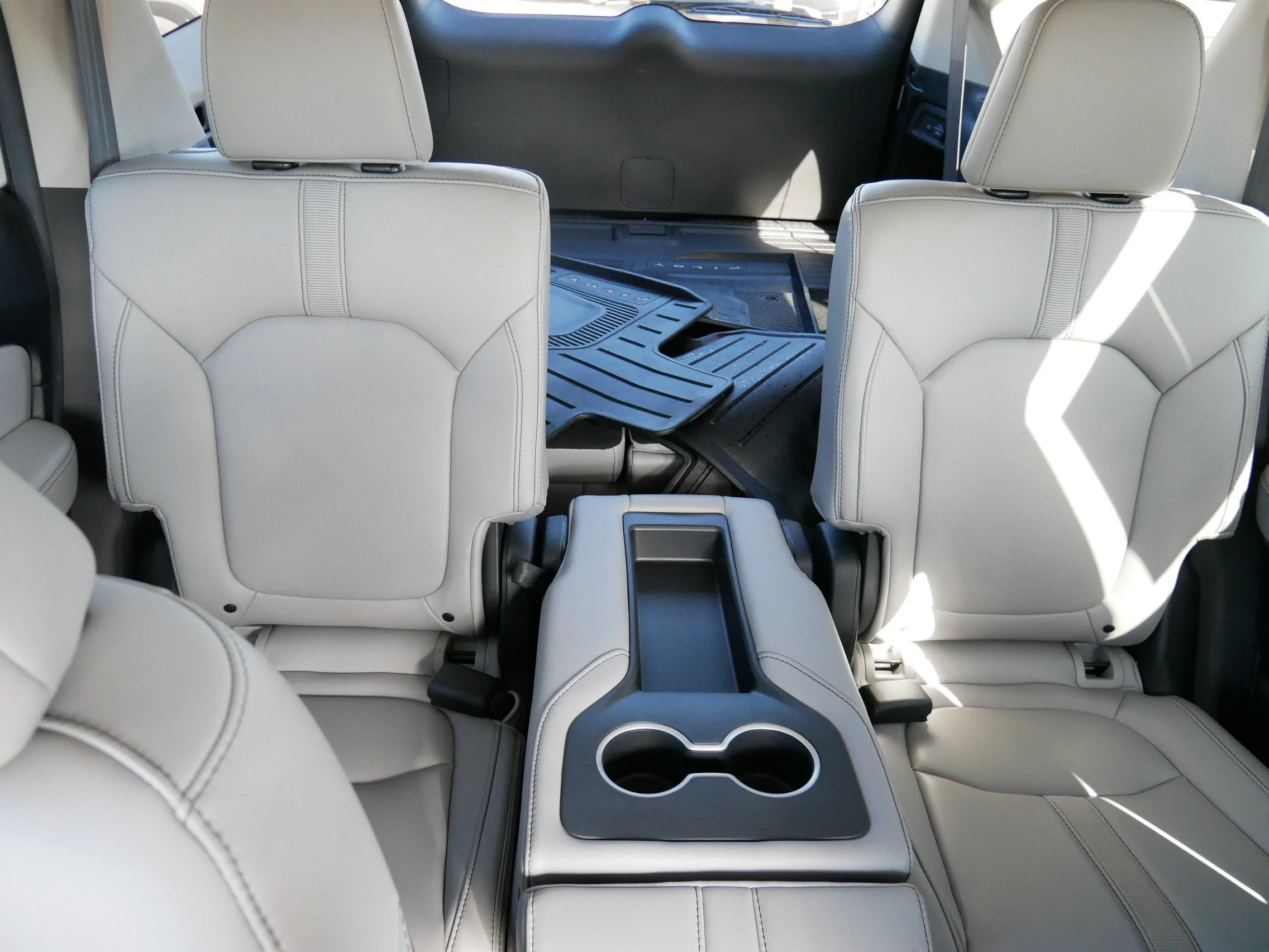 2025 Honda Pilot Touring - Photo 13
