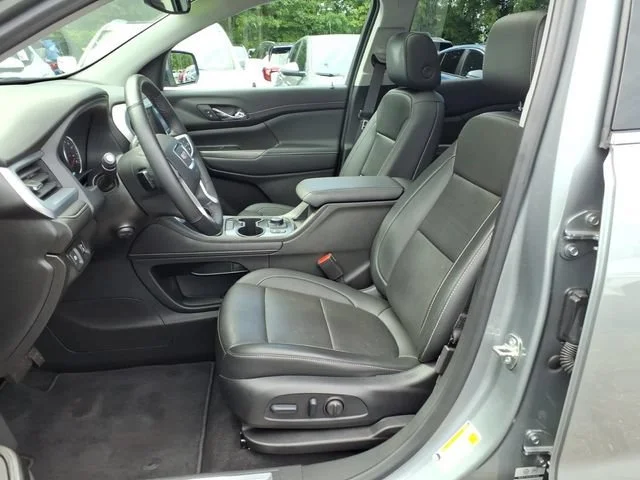 2023 GMC Acadia SLT - Photo 19
