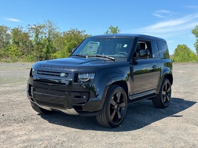 2024 Land Rover Defender 90 V8