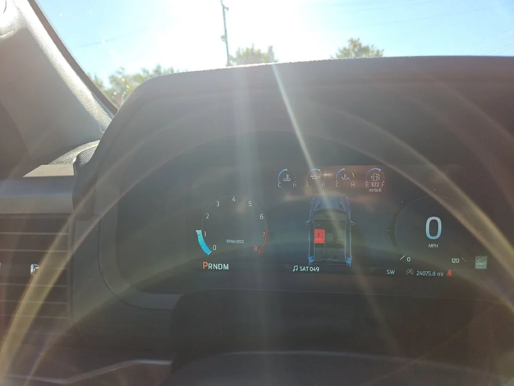 Used 2024 Gray Ford XLT image 16
