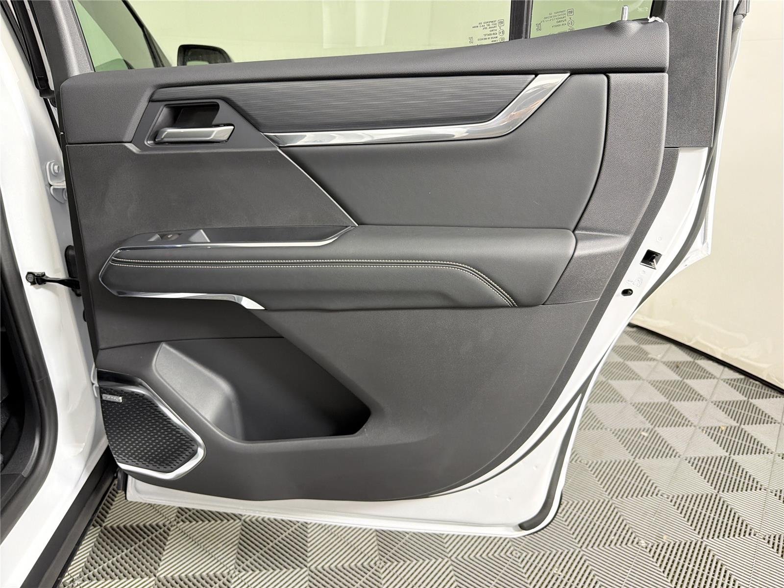 2026 GMC Acadia Elevation - Photo 17