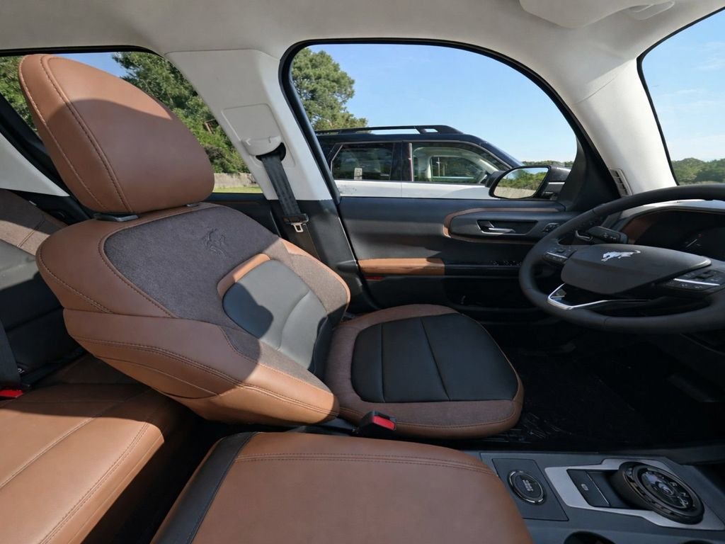 New 2026 Carbonized Gray Metallic Ford Outer Banks® image 17