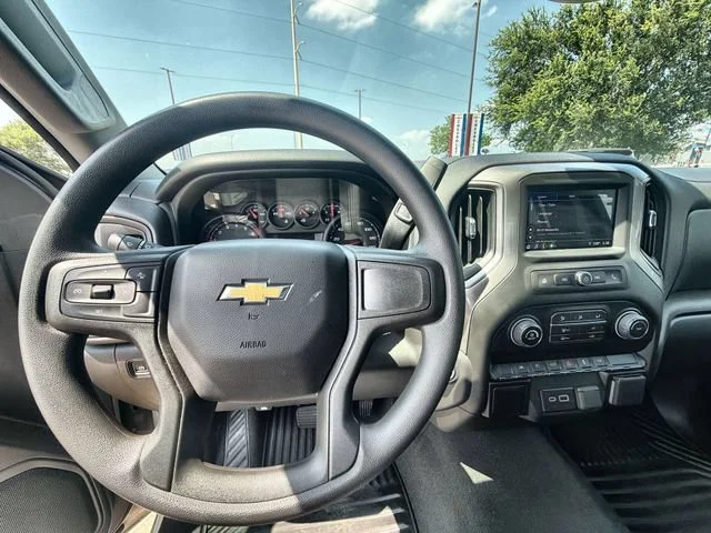 2026 Chevrolet Silverado 1500 Custom - Photo 11