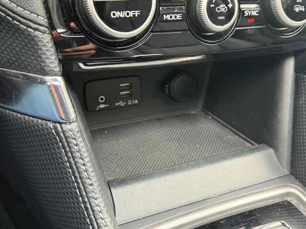 Used 2022 Black Subaru Touring image 30