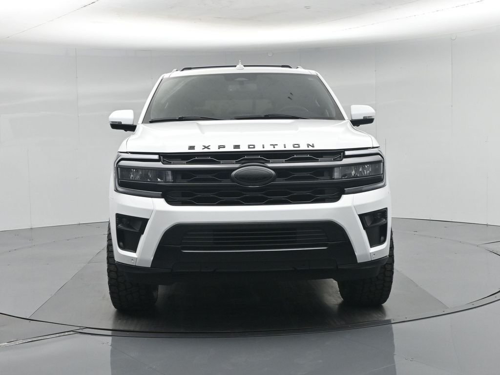 Used 2024 White Ford Limited image 33