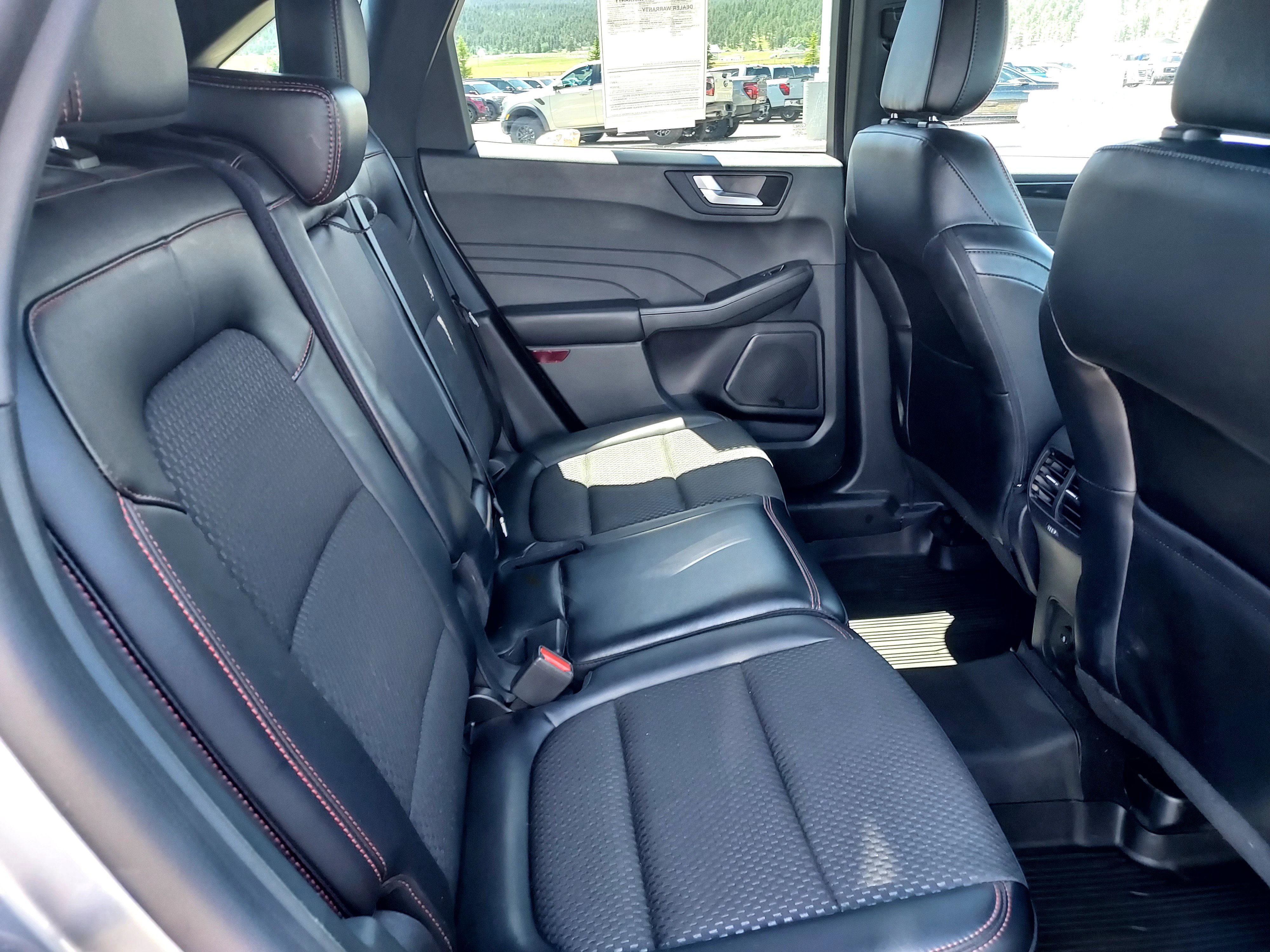 Used 2023 CARBONIZED GRAY Ford ST-Line image 23