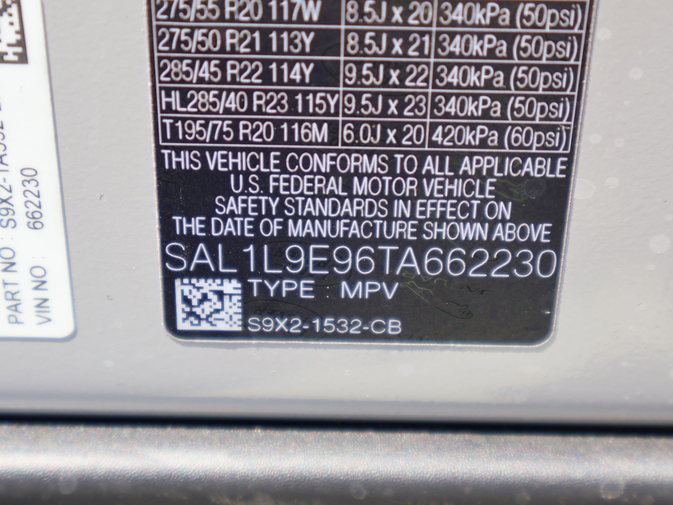 New 2026 Borasco Grey LAND ROVER P530 Dynamic SE image 18