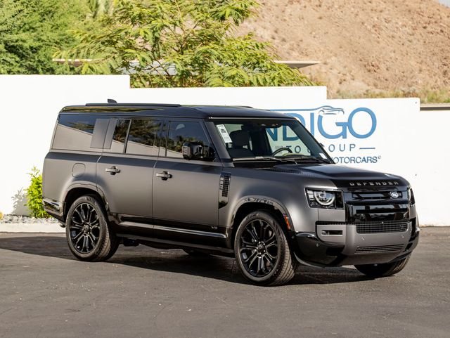 New 2026 Carpathian Grey Land Rover V8 image 4