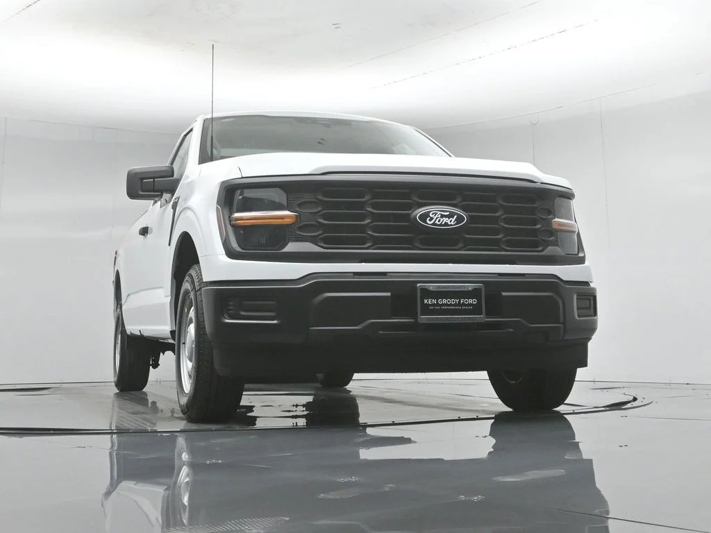 New 2026 Oxford White Ford XL image 43