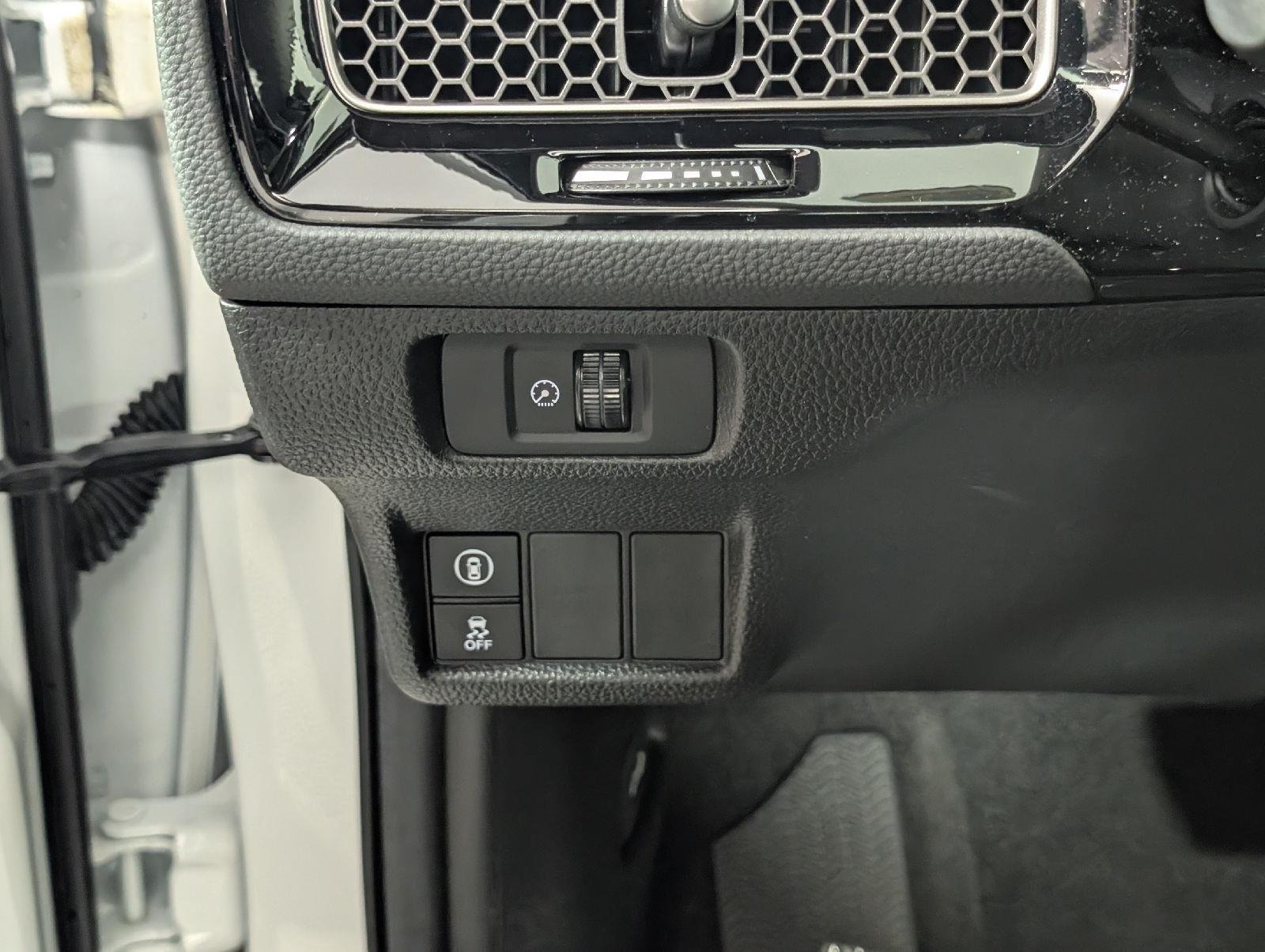 2024 Honda Civic EX - Photo 12