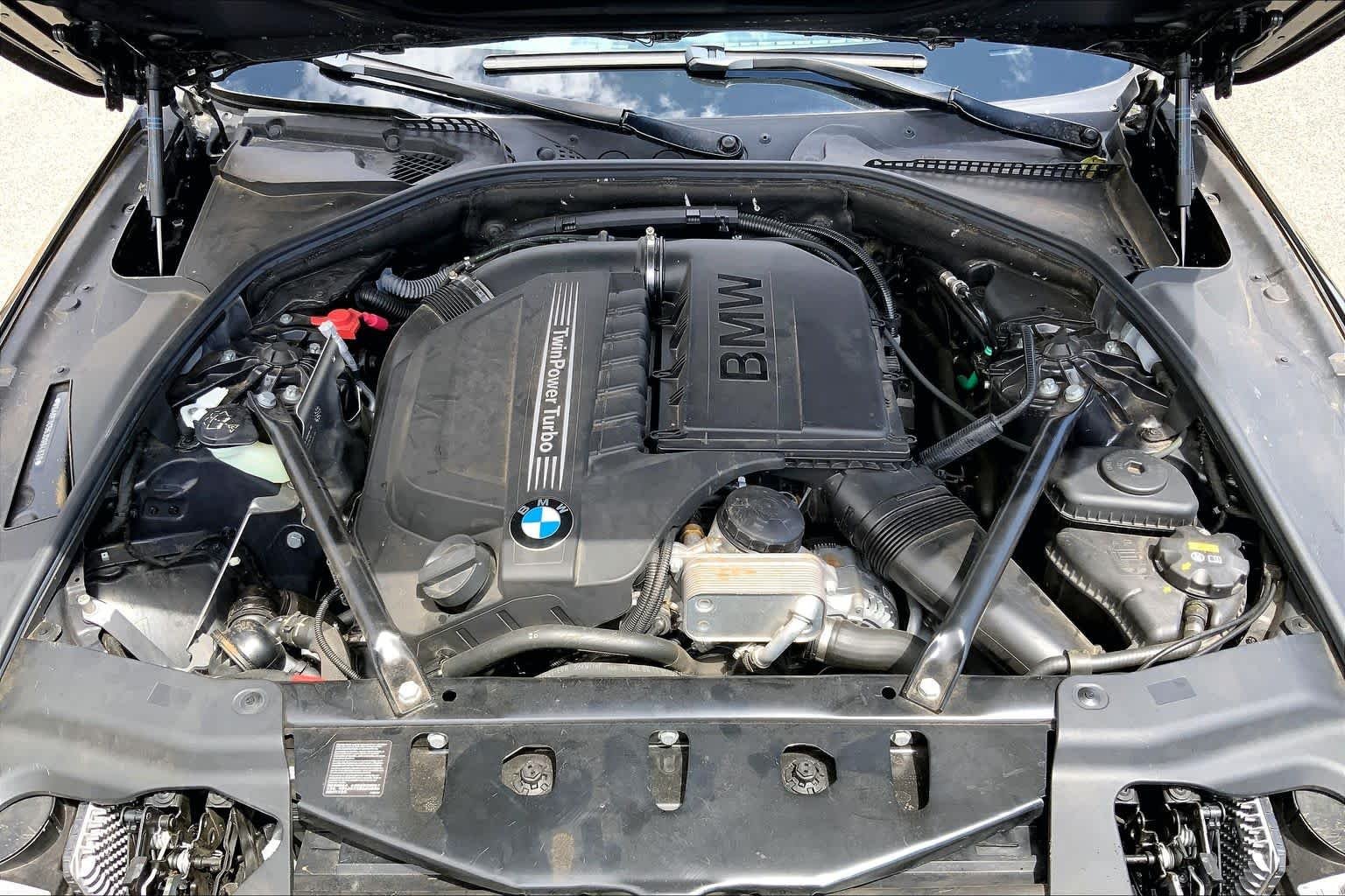 Used 2018 Black Sapphire Metallic BMW 640i xDrive image 31