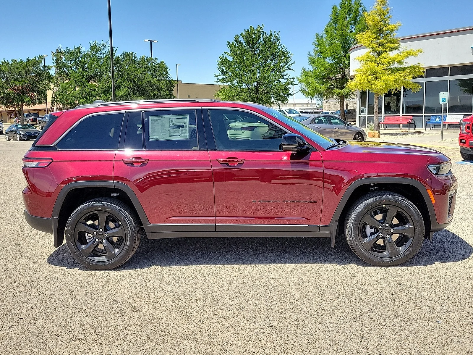 New 2026 Velvet Red Pearlcoat Jeep LIMITED 4X4 image 5