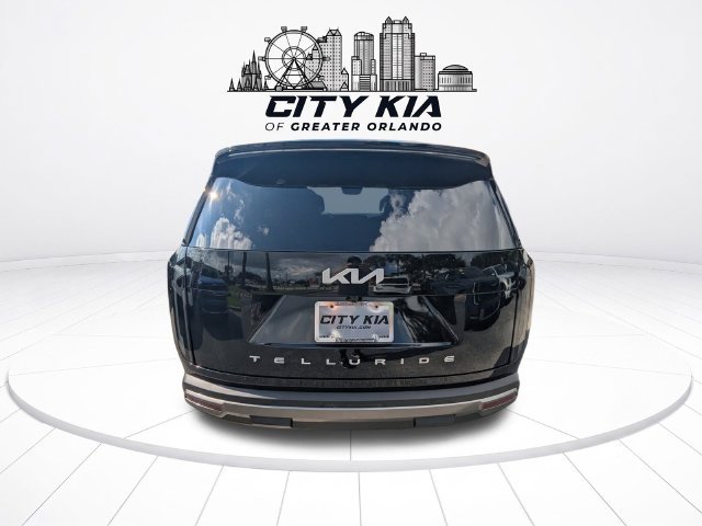 New 2027 Ebony Black Kia S image 5