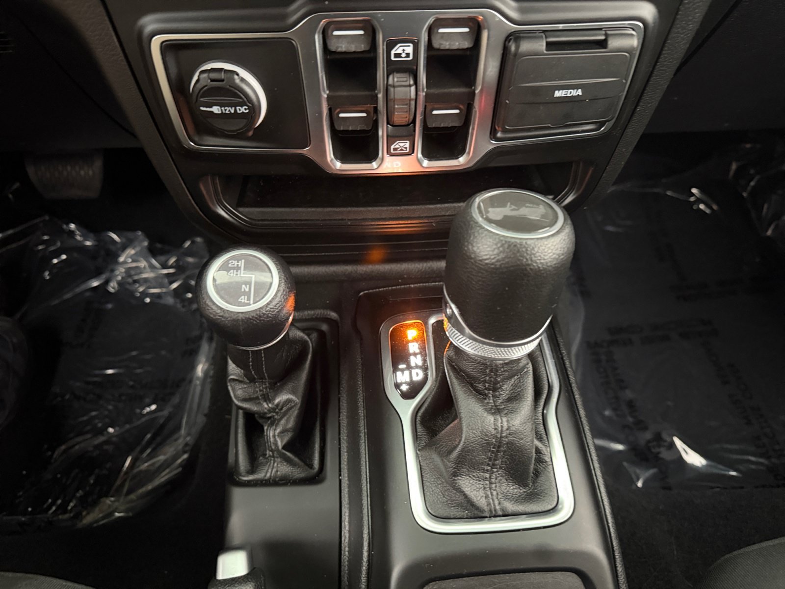 Certified Used 2023 Black Clearcoat Jeep Sport S image 23