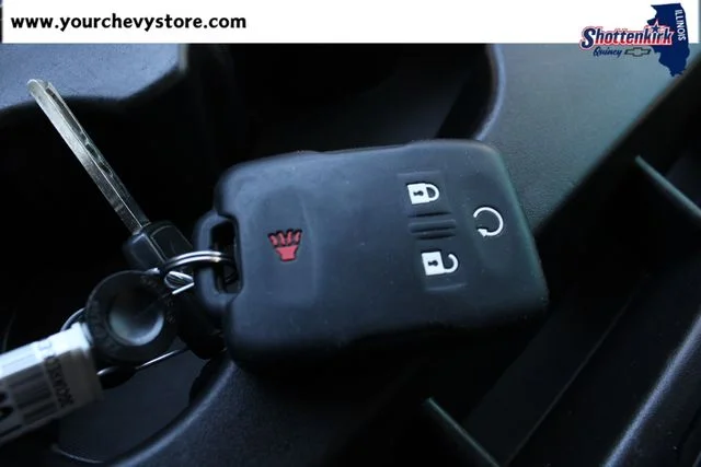 Used 2014 Silver Chevrolet LT image 31