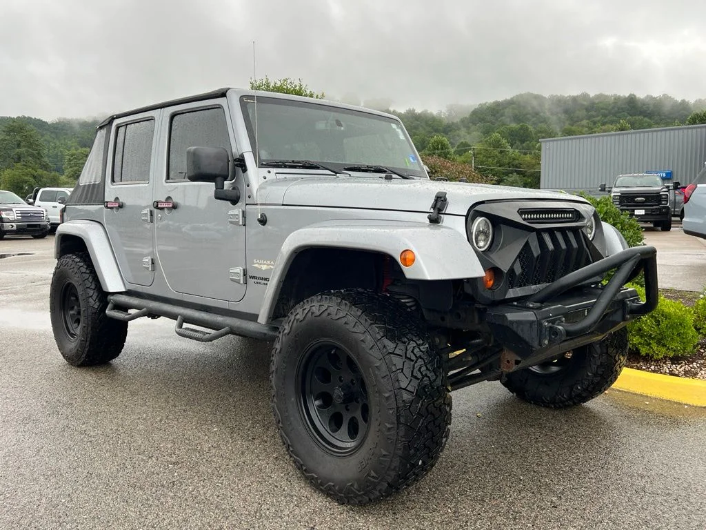 Used 2013 Billet Silver Metallic Jeep Unlimited Sahara image 12