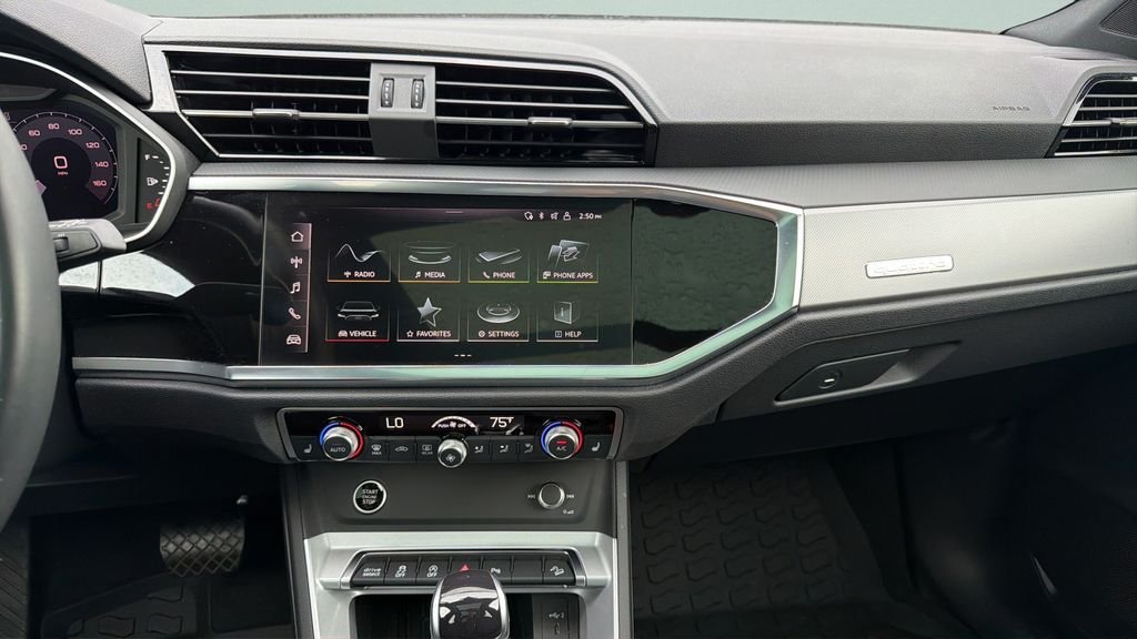 Used 2024 Gray Audi Premium Plus image 19