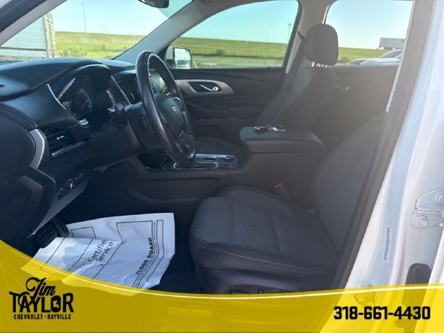Used 2019 SUMMIT WHITE Chevrolet LT Cloth image 11