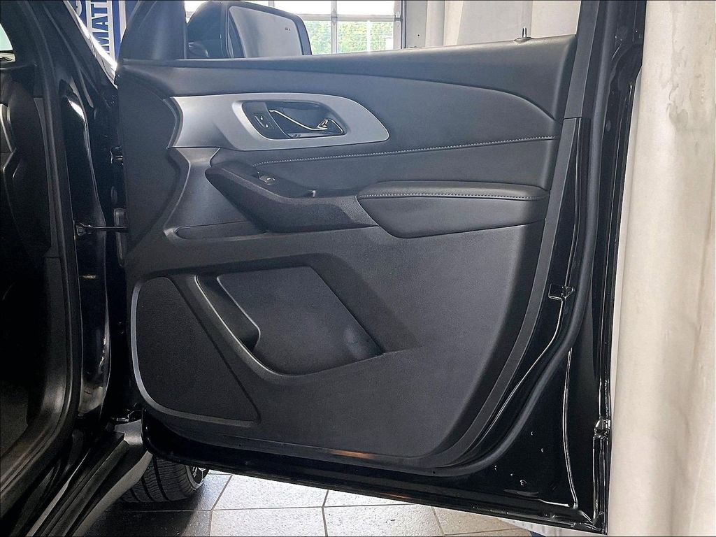 Used 2023 Black Chevrolet LT image 12