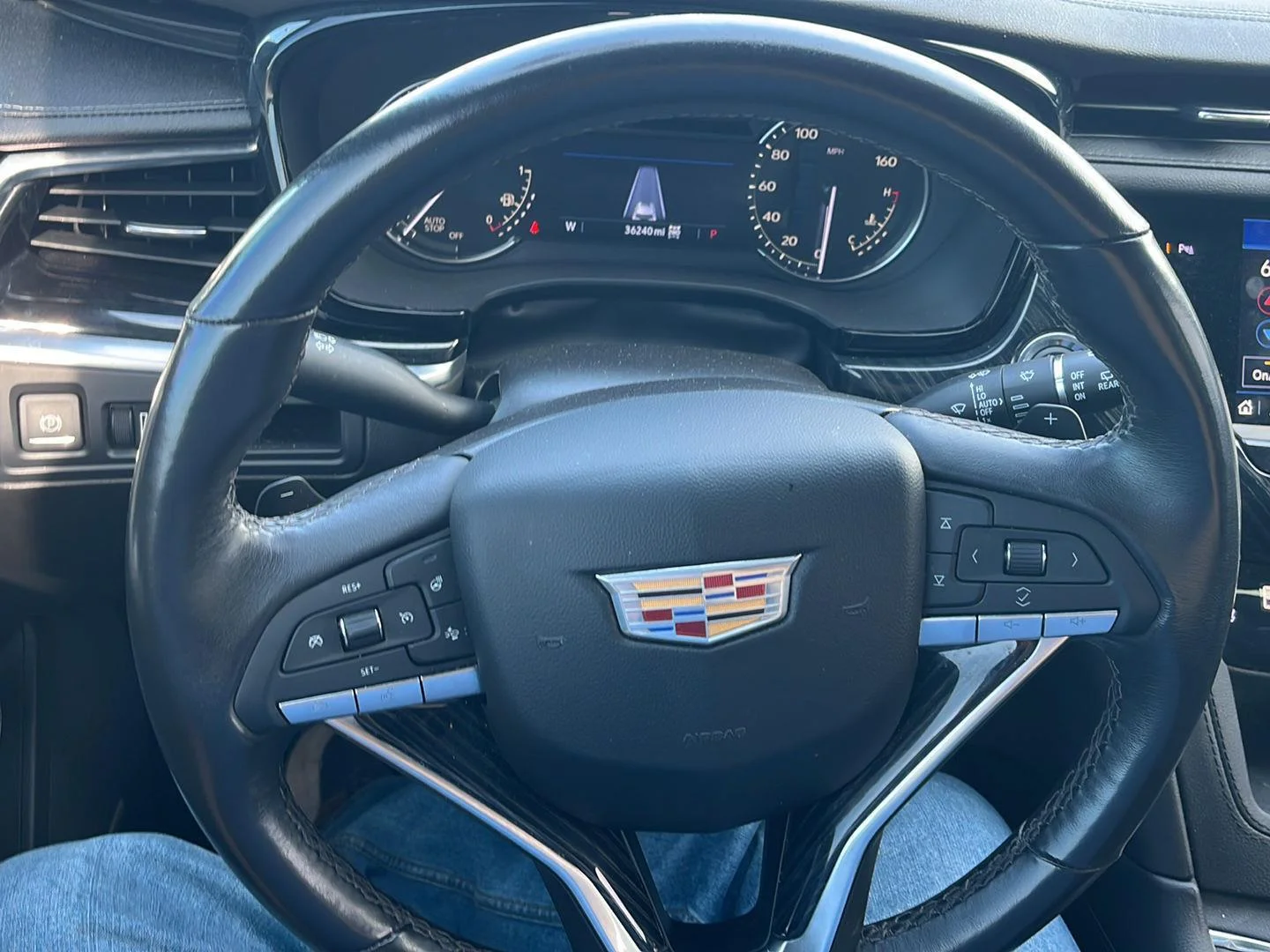 2024 Cadillac XT6 Premium Luxury - Photo 12