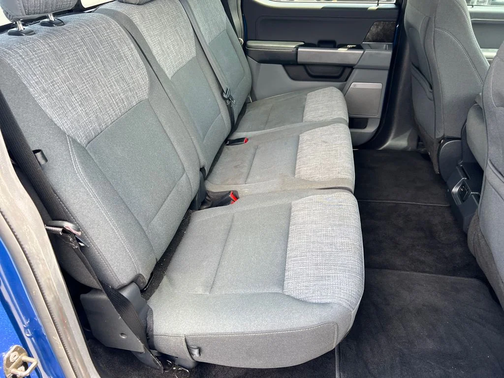 Used 2022 Blue Ford XLT image 17