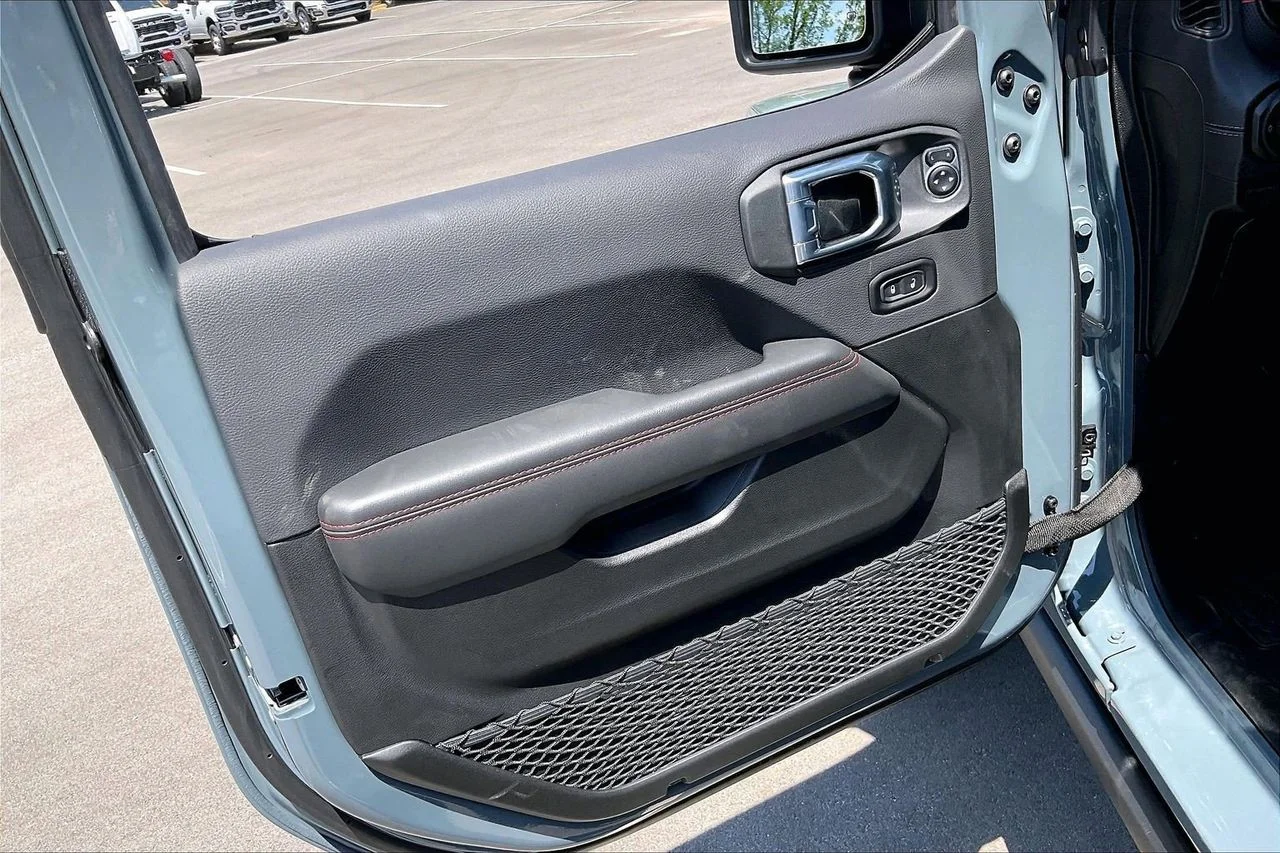 New 2026 Anvil Clear-Coat Exterior Paint Jeep Rubicon X image 22