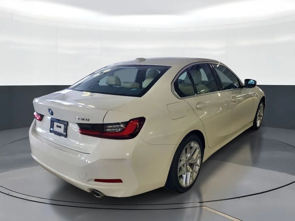 New 2026 Alpine White BMW 330i image 3
