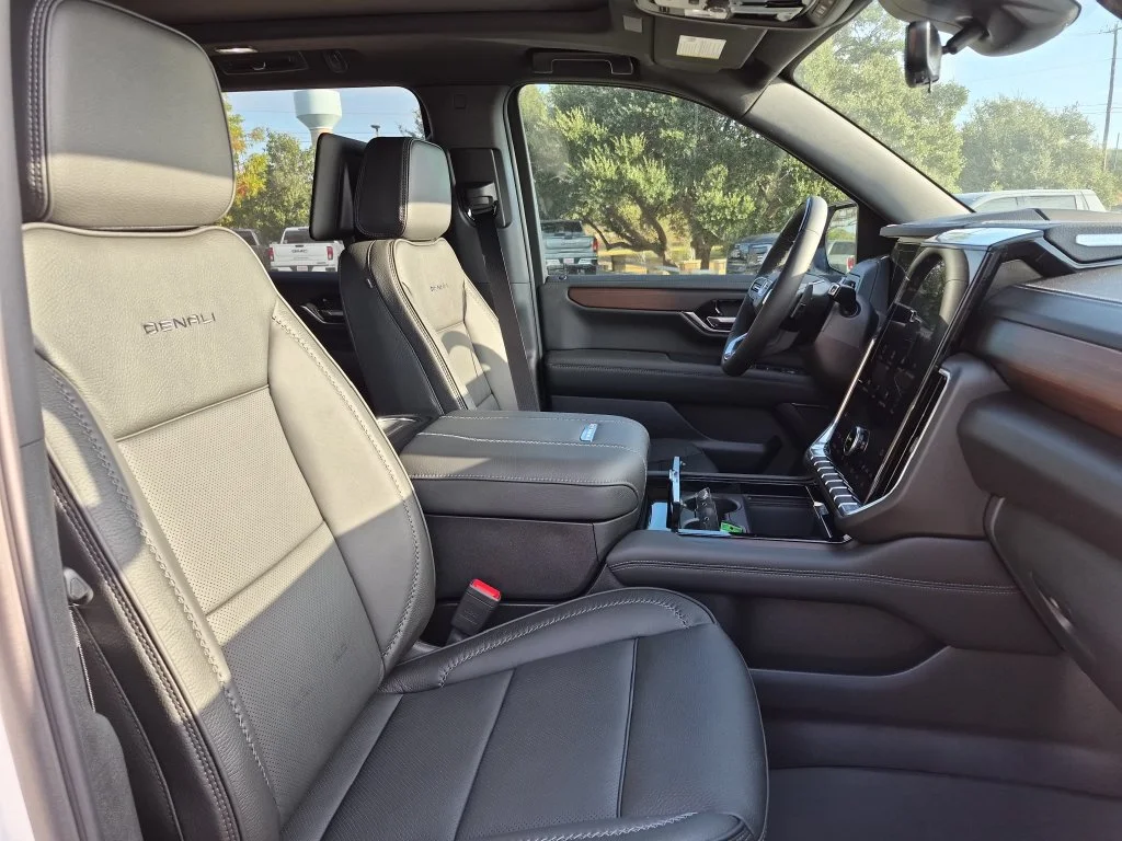 New 2026 Glacier White Tricoat GMC Denali image 37