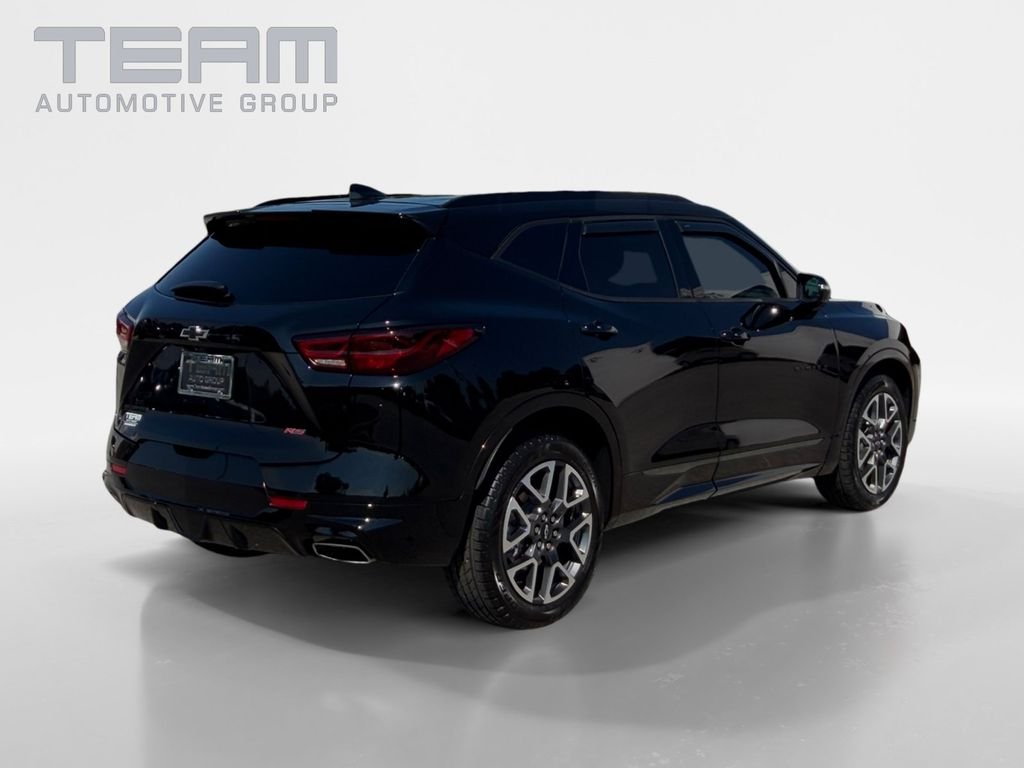 Used 2023 Black Chevrolet RS image 7