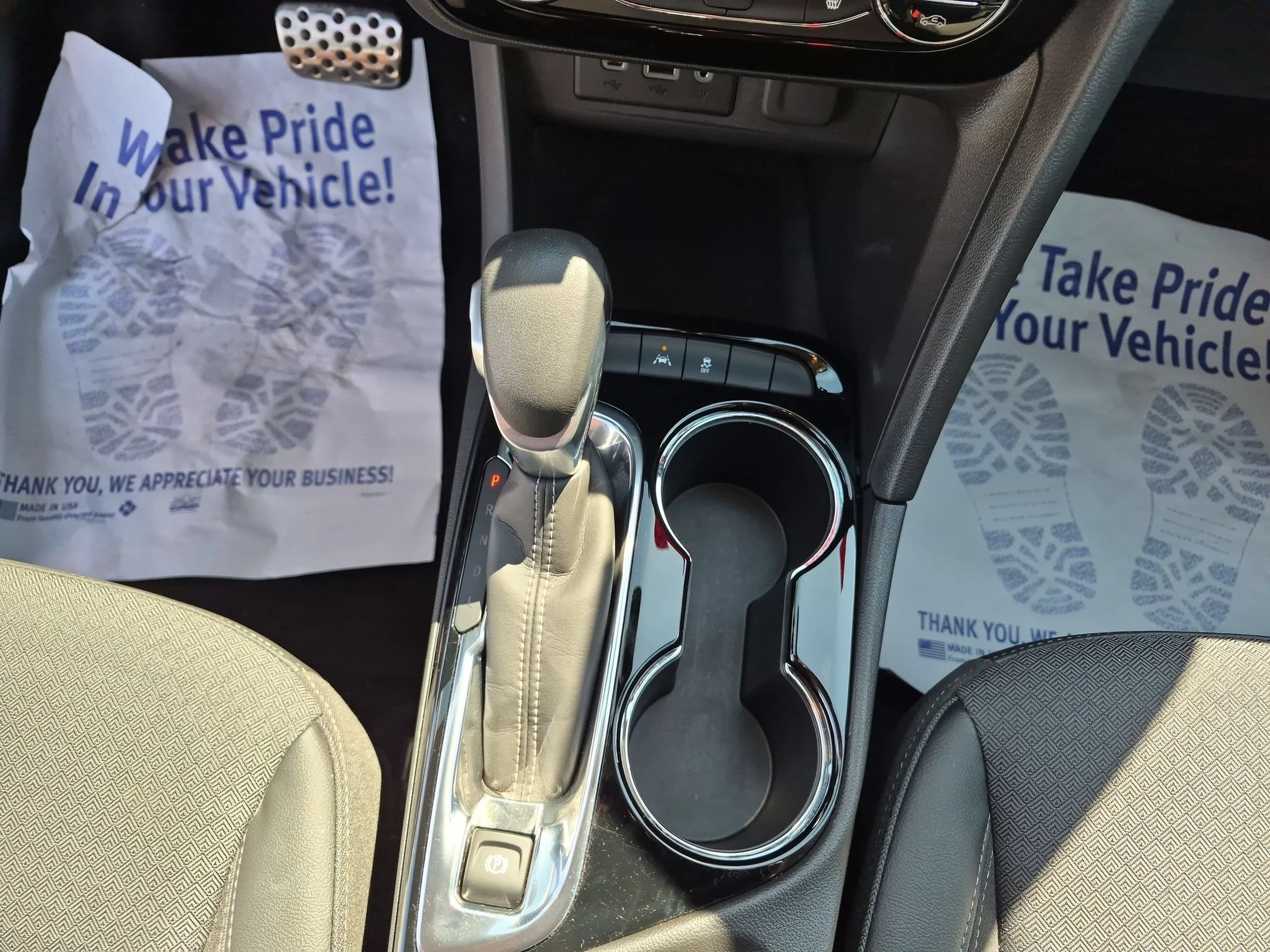 Used 2023 Ebony Twilight Metallic Buick Select image 14