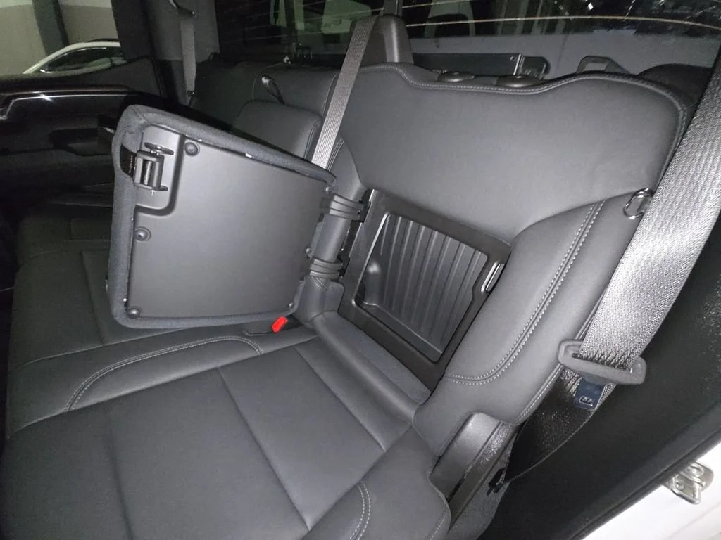 Used 2025 Summit White Chevrolet LT Trail Boss image 35