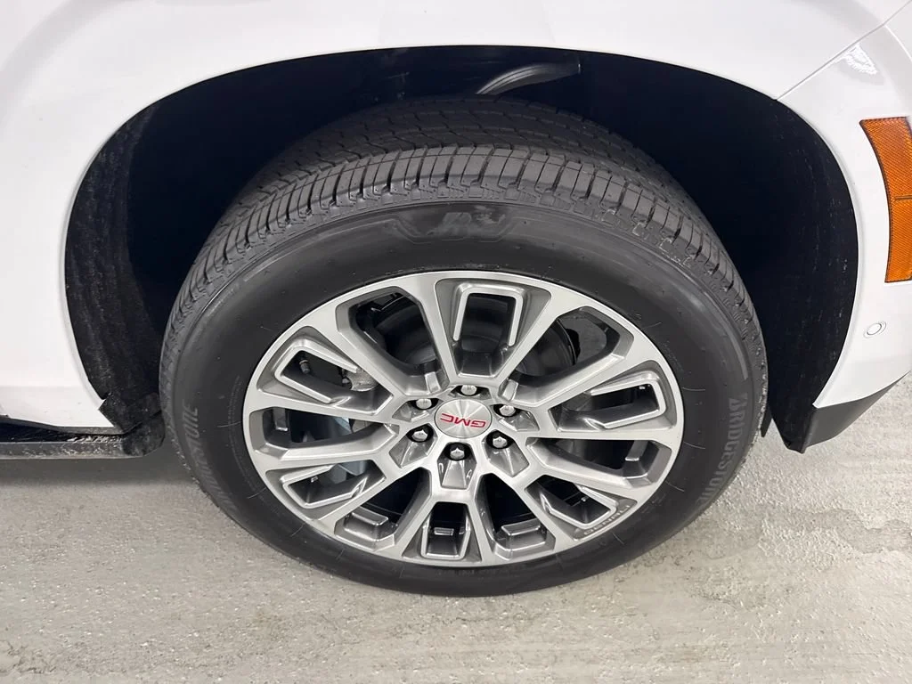 New 2026 Summit White GMC Denali image 4