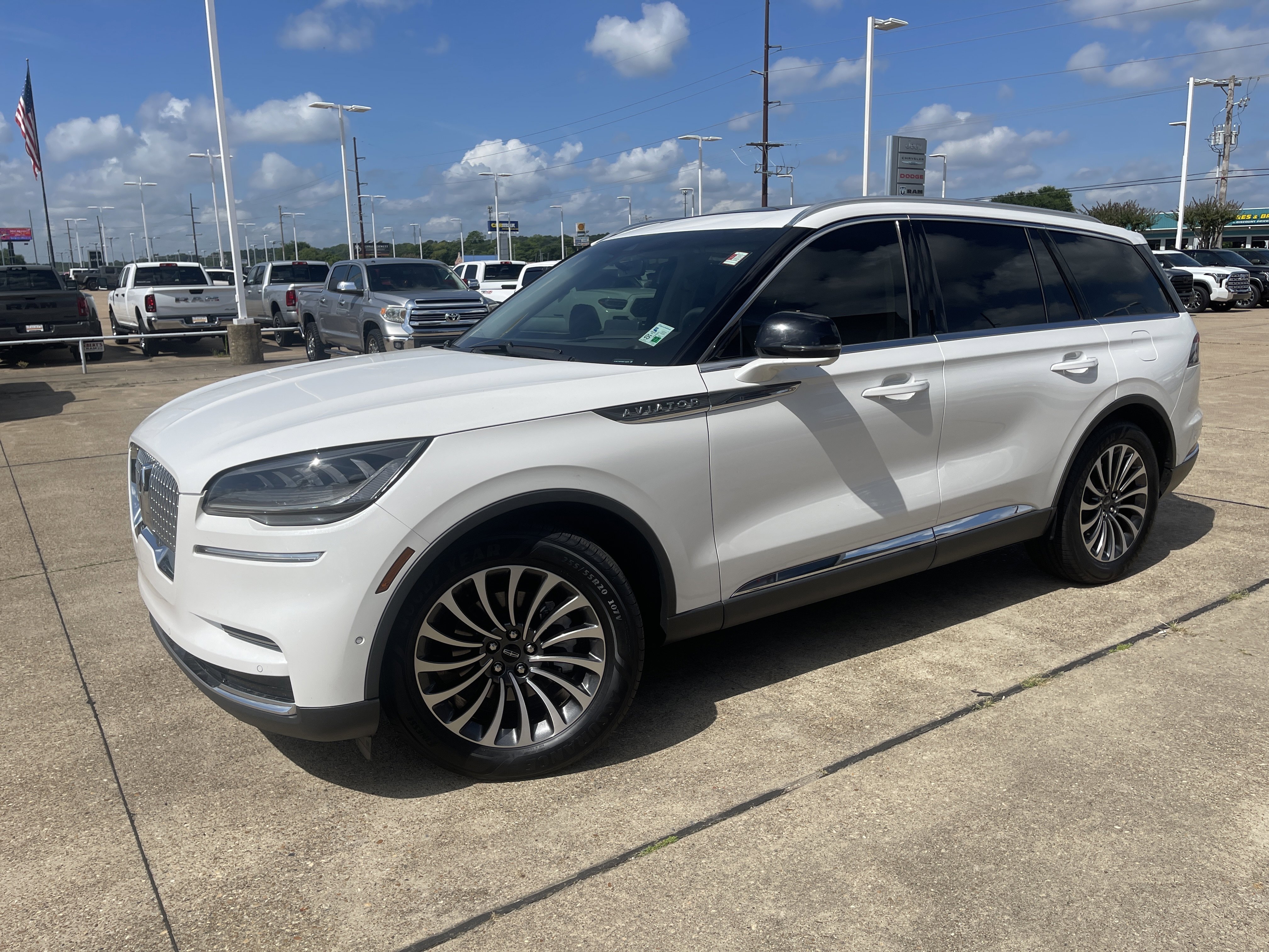 2022 Lincoln Aviator Reserve RWD's photo