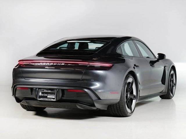 Used 2025 Volcano Grey Metallic Porsche  image 9