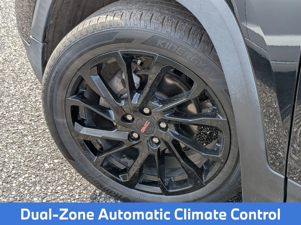 Used 2023 Black GMC SLE image 9
