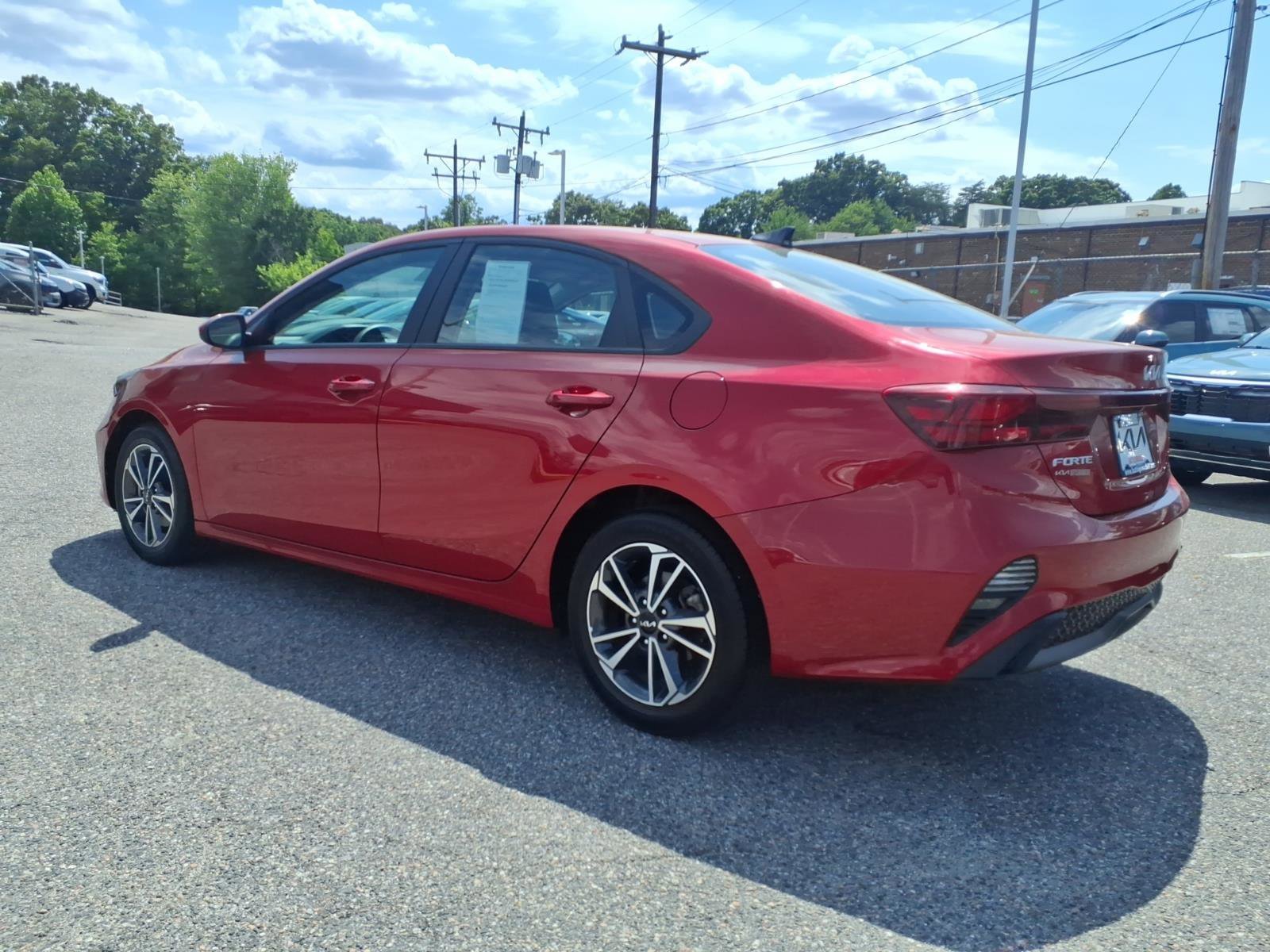 Used 2023 Currant Red Kia LXS image 20