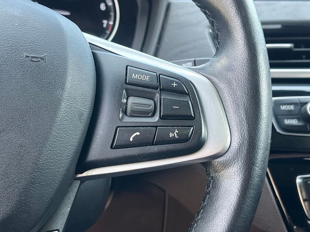 Used 2020 Beige BMW xDrive28i image 31